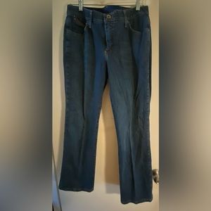 Women’s Wrangler Q-Baby riding jeans